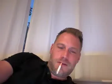 AlannaWeest – webcam model profile photo Image 10