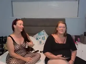 FitnessBunny – webcam model profile photo Image 5