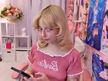 CheekyChels – webcam model profile photo Image 6