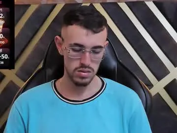 kka32ad – webcam model profile photo Image 2