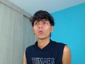 drogama – webcam model profile photo Image 18