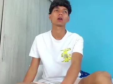 drogama – webcam model profile photo Image 6