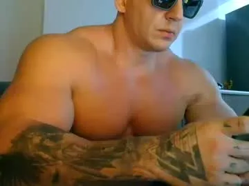 GiaRos – webcam model profile photo Image 6