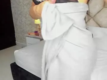 MayaRouse – webcam model profile photo Image 7