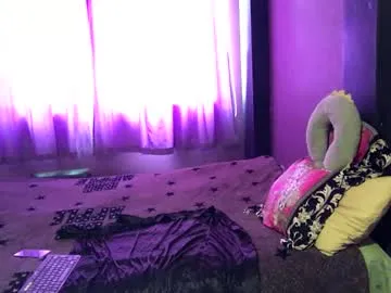 LorrySkye – webcam model profile photo Image 12