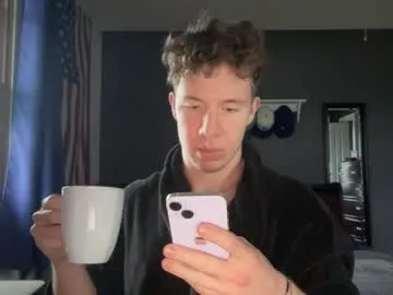 RoxanneMils – webcam model profile photo Image 4