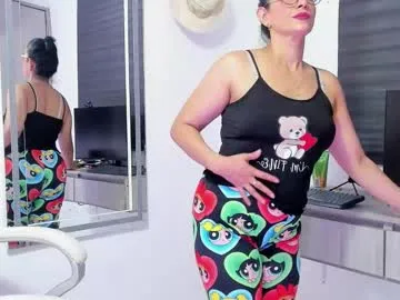 FerLenns – webcam model profile photo Image 13