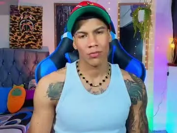 lucian_davi – webcam model profile photo Image 4