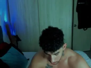 otouhu76 – webcam model profile photo Image 13