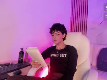 AishaVelvet – webcam model profile photo Image 15