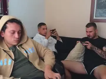 kinkyhousewifee – webcam model profile photo Image 6