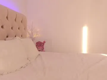 AmaraRice – webcam model profile photo Image 3