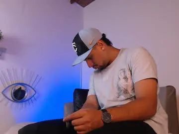 CristalBaldwin19 – webcam model profile photo Image 10