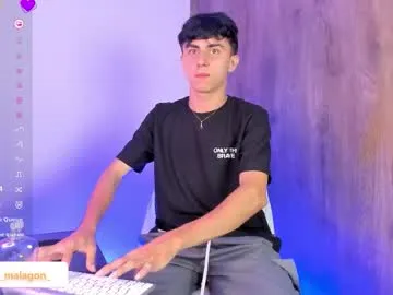 BellaNoa – webcam model profile photo Image 13