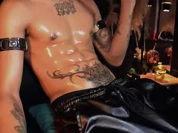 julienlongg – webcam model profile photo Image 19