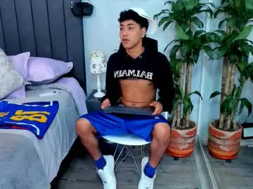 maxandtam – webcam model profile photo Image 6
