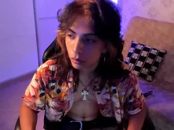 aliceee18 – webcam model profile photo Image 14