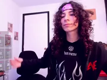 Luna_Kitanna – webcam model profile photo Image 3