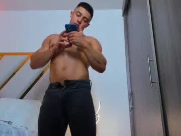 musclebigdd – webcam model profile photo Image 8