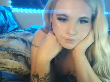 MadeleineMuller – webcam model profile photo Image 2