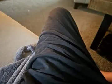 HugeTitties – webcam model profile photo Image 6