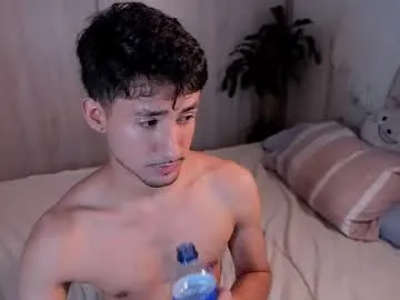 Tittiana – webcam model profile photo Image 15