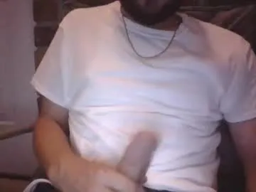 BrunetteSara – webcam model profile photo Image 18