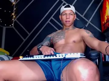 CHELSEEASEX – webcam model profile photo Image 5