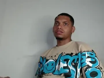 musclex3 – webcam model profile photo Image 11