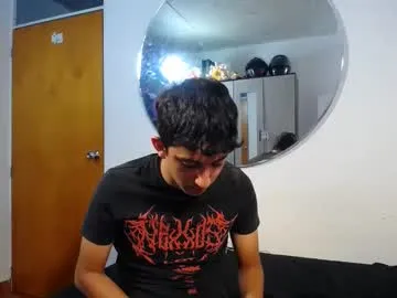 KASIDYIx – webcam model profile photo Image 15