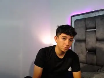 KASIDYIx – webcam model profile photo Image 9