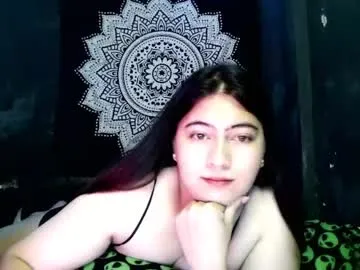 HalyBeii – webcam model profile photo Image 5