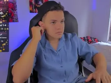 Live with Dani_LittleBoss on FliCam Image 19