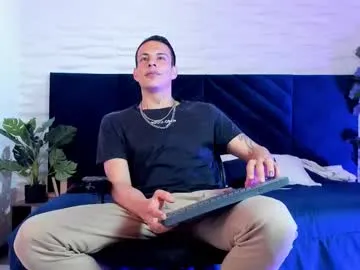 AylaRosell – webcam model profile photo Image 17