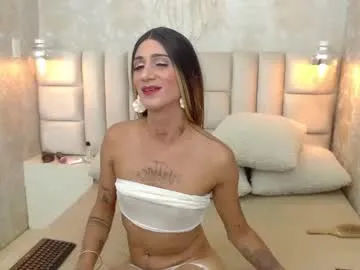 cuteezoe – webcam model profile photo Image 9