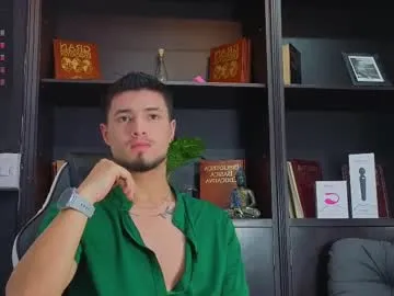 BruceNixon – webcam model profile photo Image 16