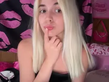 Live with DaniaMarcell on FliCam Image 5