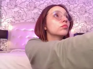 SandiSquirts – webcam model profile photo Image 14