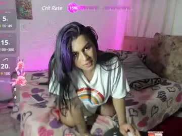 RaelynnWhitee – webcam model profile photo Image 4
