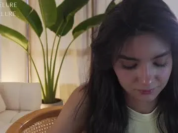 ellelure_ Image 5