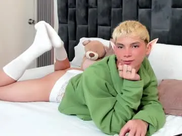 DannaBash – webcam model profile photo Image 6