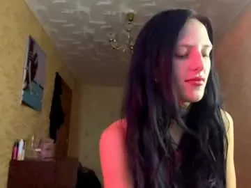 Musae – webcam model profile photo Image 5