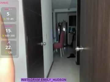 LennaVoss – webcam model profile photo Image 7