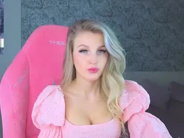 LilyWilder – webcam model profile photo Image 1