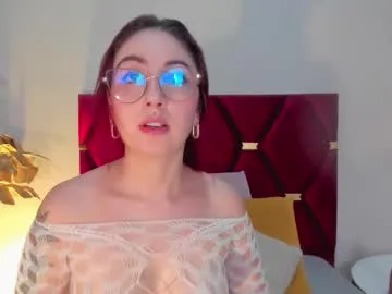 SandiSquirts – webcam model profile photo Image 12