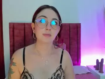 SandiSquirts – webcam model profile photo Image 19