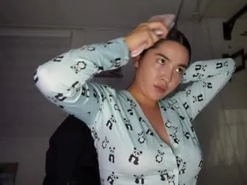 Lililth_Capri77 – webcam model profile photo Image 6