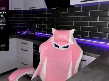 CamilaAlzate – webcam model profile photo Image 16