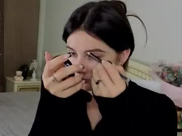 SandiSquirts – webcam model profile photo Image 2