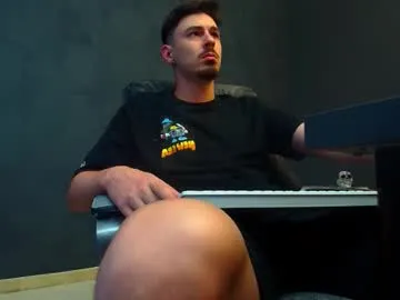 shoma2003 – webcam model profile photo Image 7